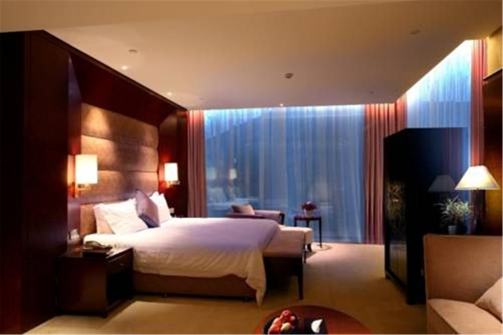 Howard Johnson Plaza Lingang Shanghai Nanhui Zewnętrze zdjęcie
